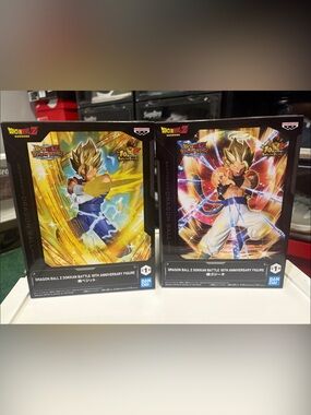 Bandai Dragon Ball Z Gogeta & Vegeto Action Figures.